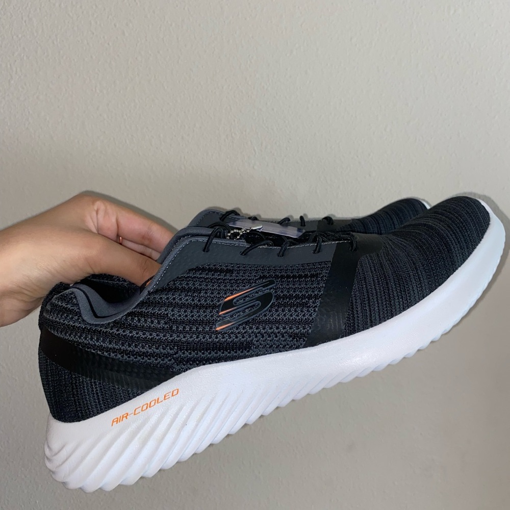 SOLD Men’s Skechers Memory Foam Sneakers